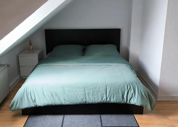 Private Room In A Shared Cozy Flat